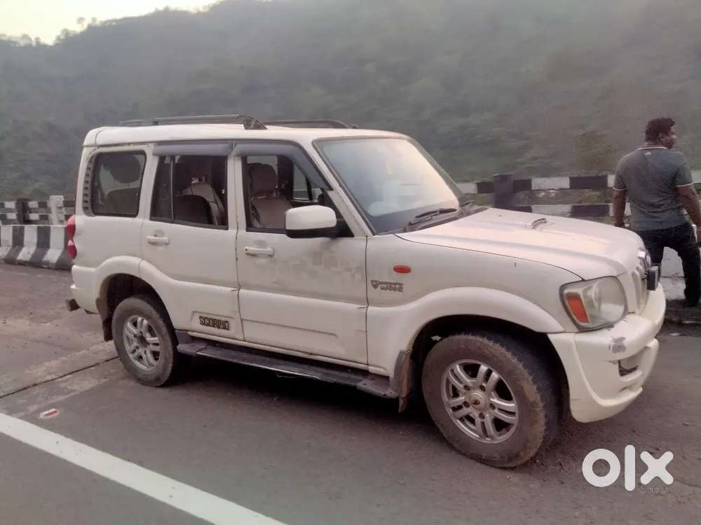 Mahindra Scorpio Classic 2015