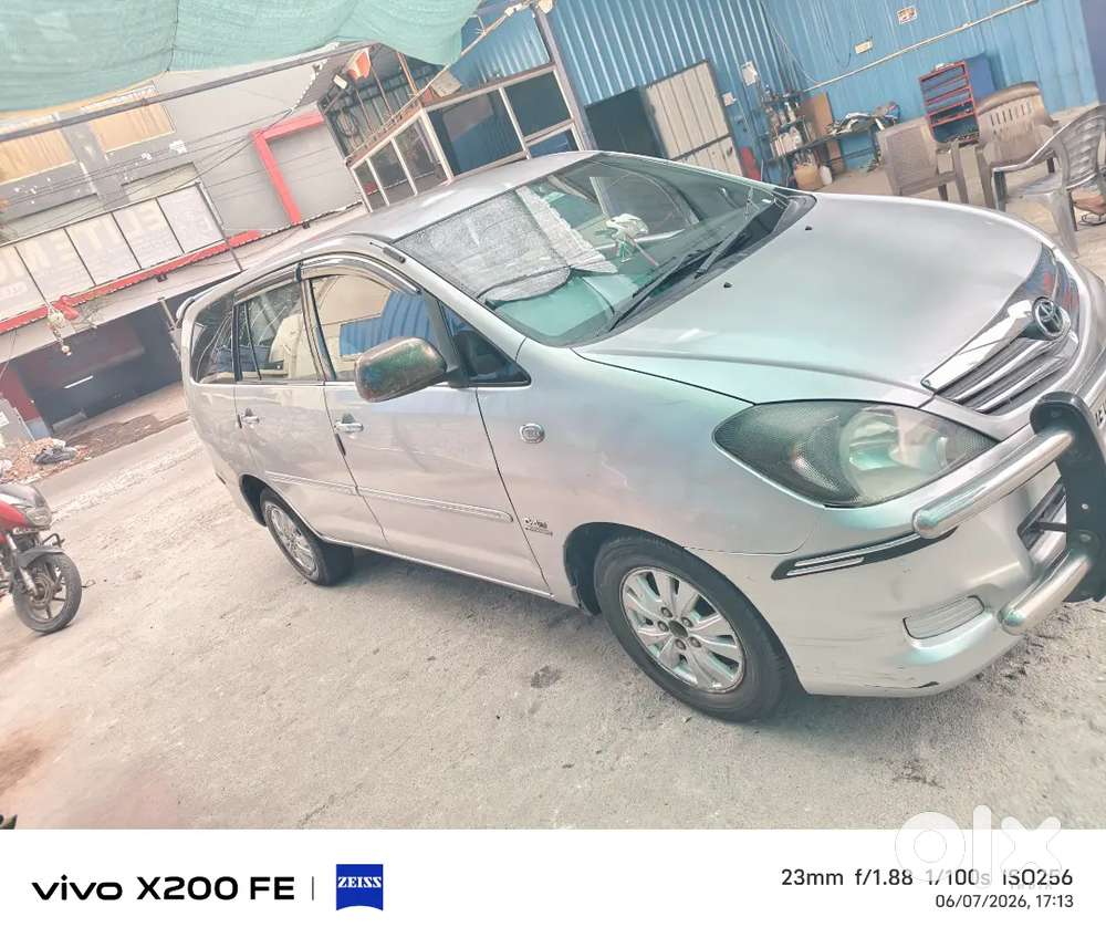 Toyota Innova 2011 Diesel 158000 Km Driven