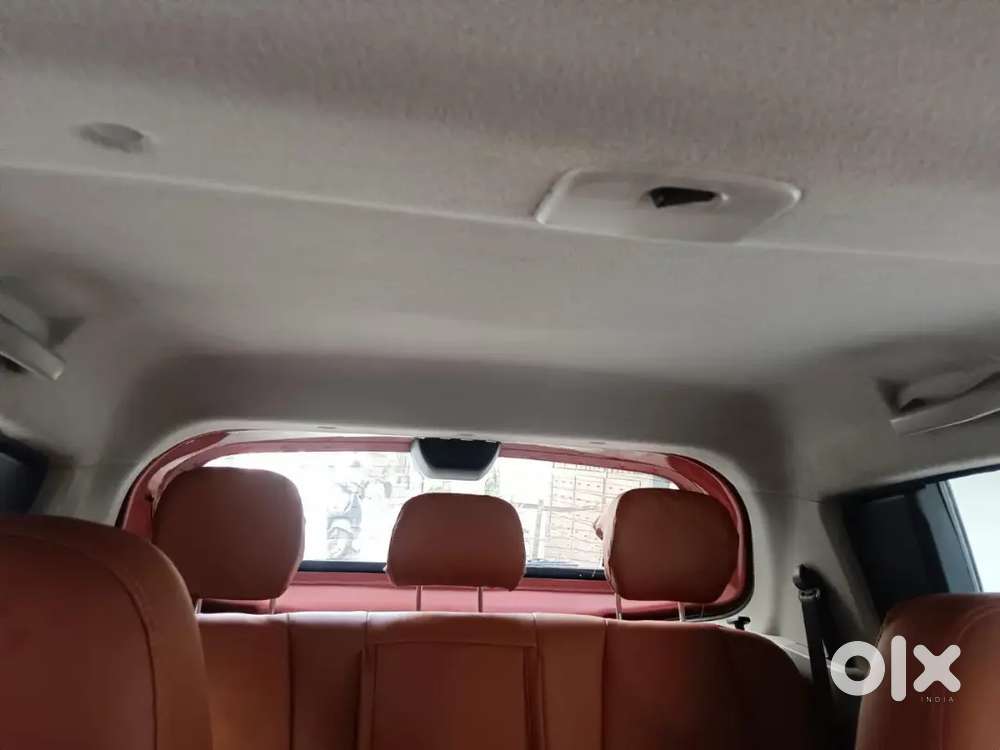 Mahindra Kuv100 K8, 2016 Petrol With Rear Camera.