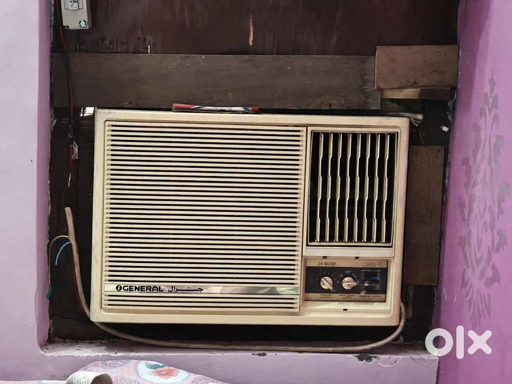 O genrol ac 2 ton good working condition