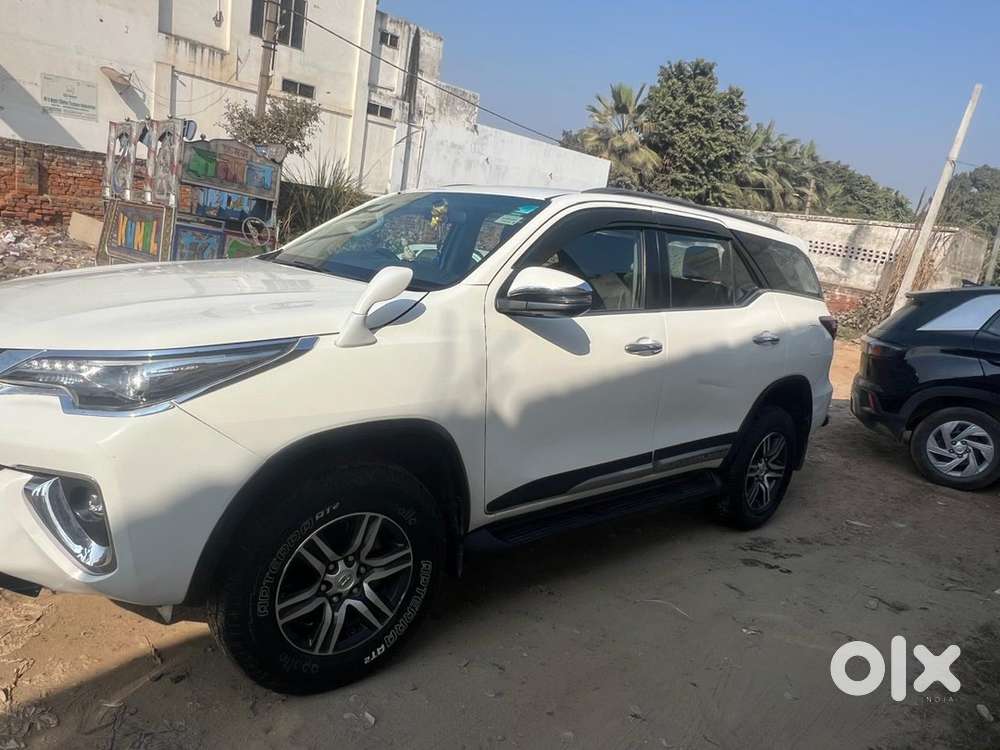 Toyota Fortuner 2017 Diesel 86000 Km Driven