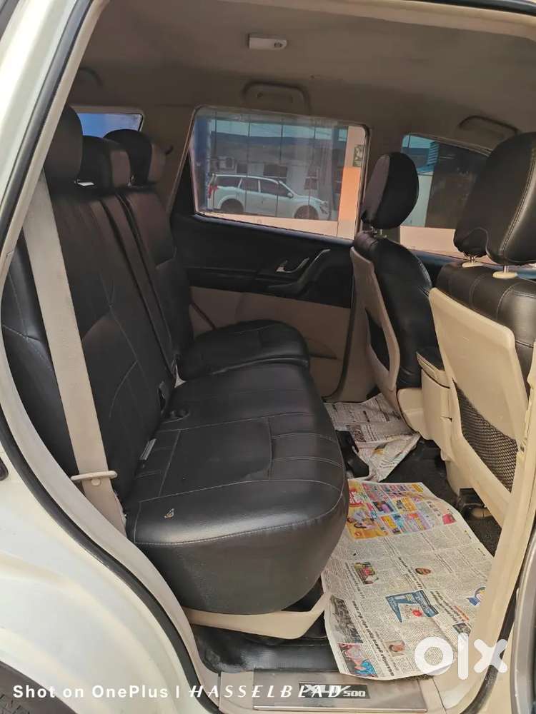 Mahindra Xuv500 2017 Diesel 100000 Km Driven