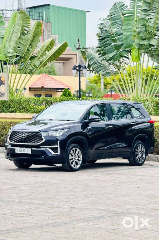 Toyota Innova Hycross 2.0 Zx (o) Hybrid 7 Str, 2024, Petrol