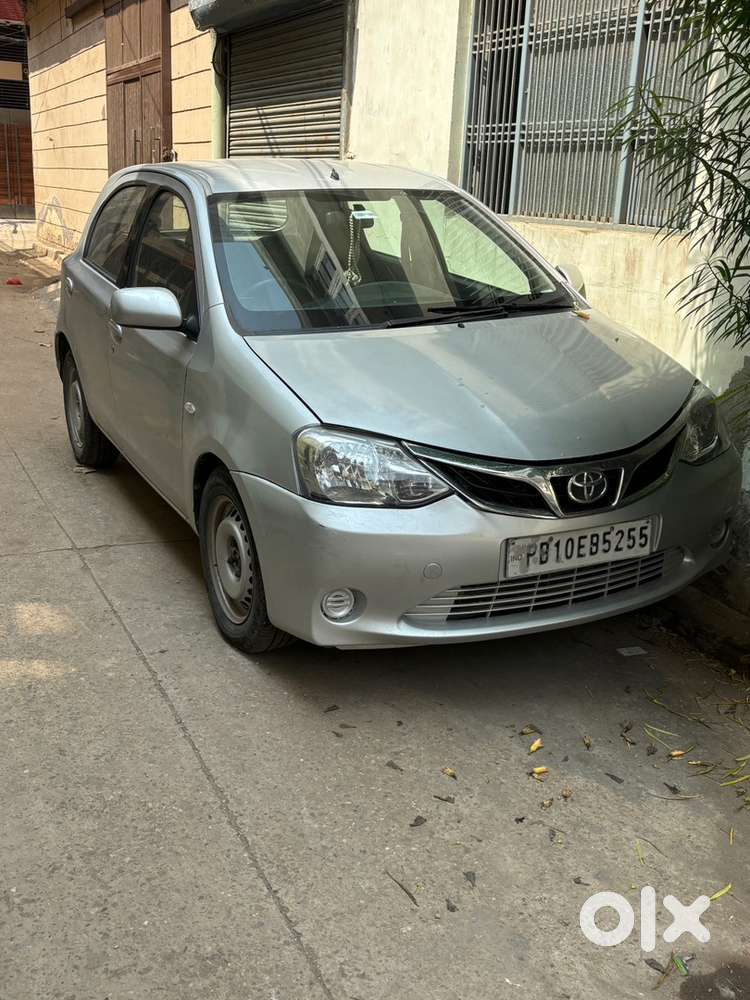 Toyota Etios Liva 2013