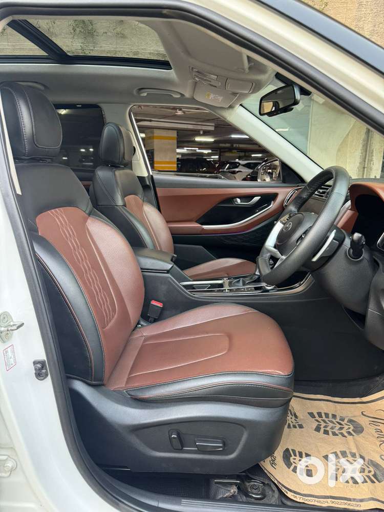 Hyundai Alcazar 2.0 Signature (o) Petrol At 6 Str Dual Tone, 2022, P..