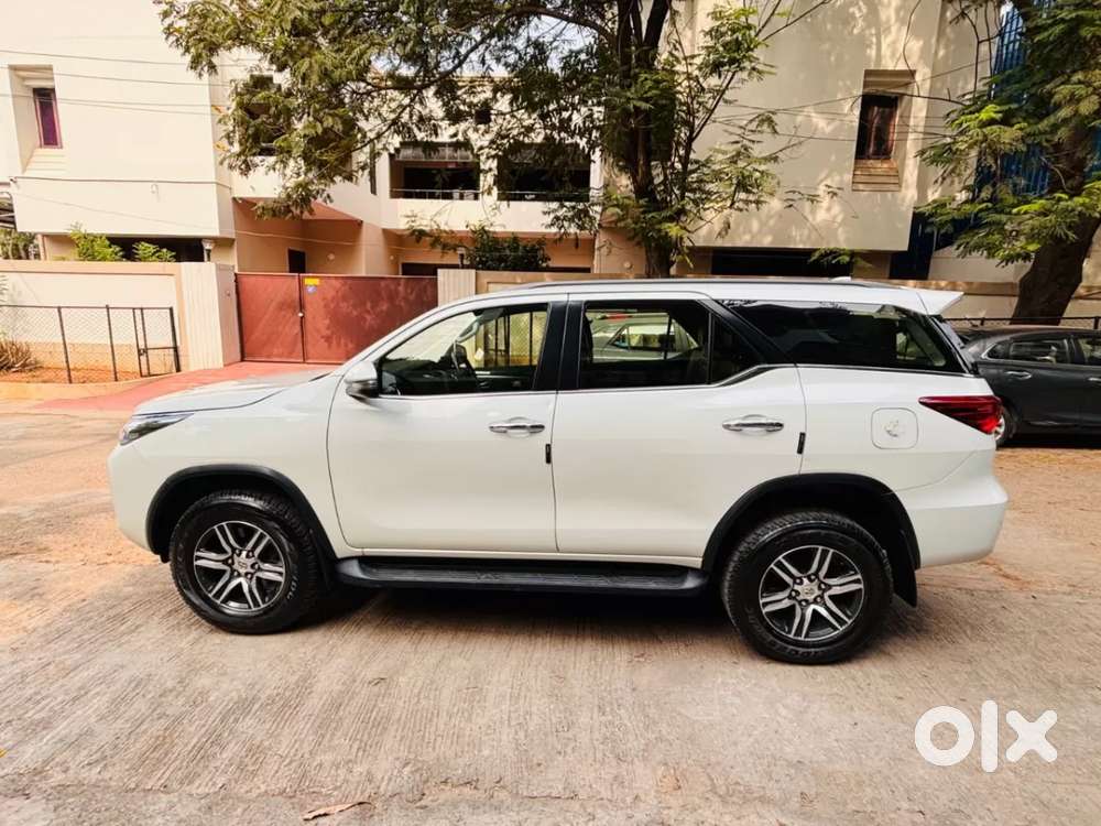 Toyota Fortuner 4x2 At 2.8 Diesel, 2020, Diesel