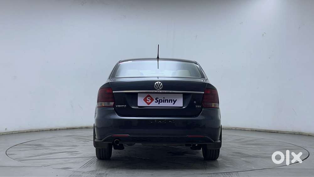 Volkswagen Vento 2010-2013 Petrol Highline At, 2021, Petrol