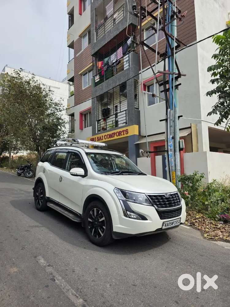 Mahindra Xuv500 W11 Optional Fully Top End Car 2nd Owner