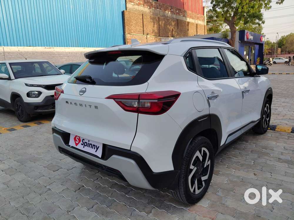 Nissan Magnite 1.0 Xv, 2022, Petrol