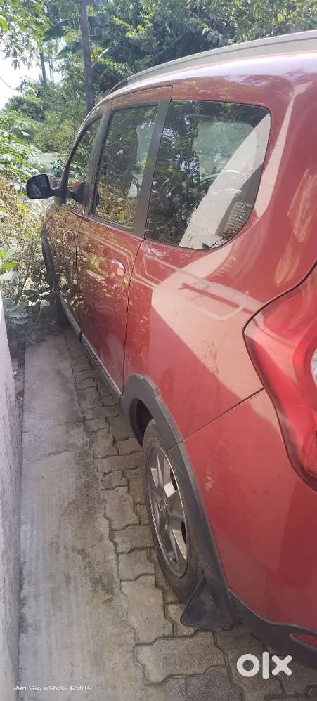 Renault Lodgy 2016 Diesel Well Maintained