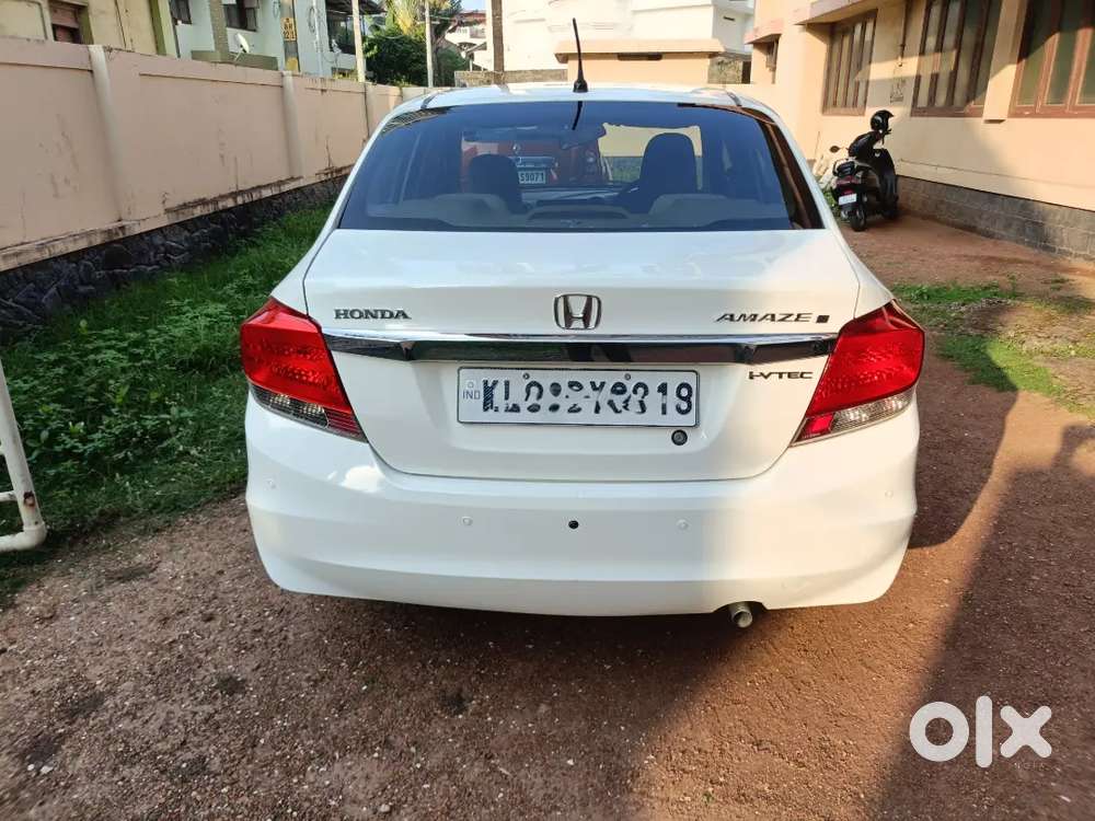 Honda Amaze S Ivtec Petrol 2013
59000 Km
Correct Service
No Replacemen