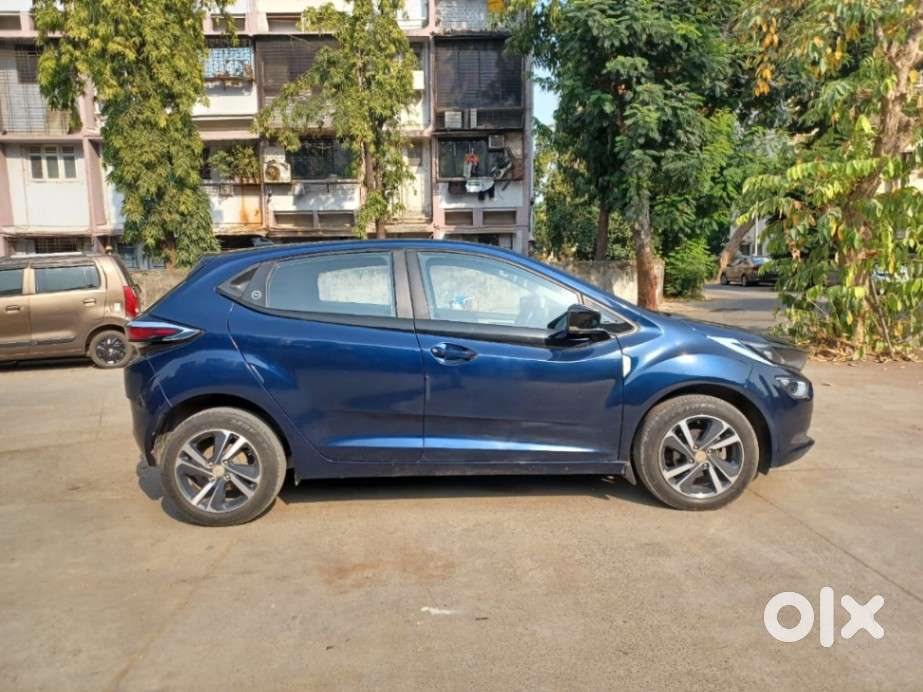 Tata Altroz Xz Plus (s), 2023, Petrol