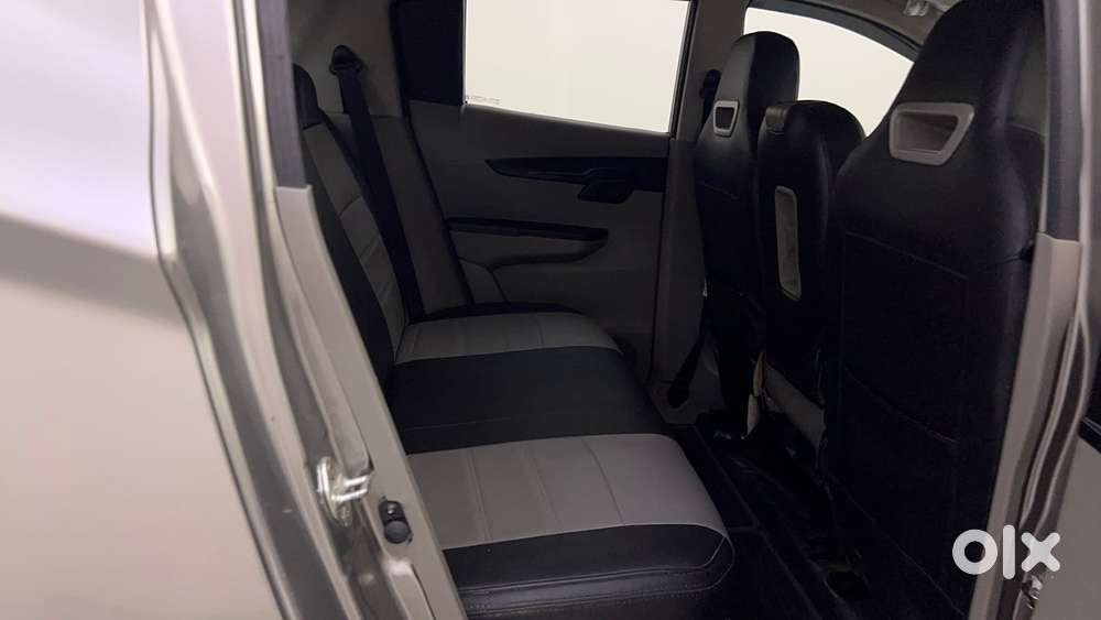 Mahindra Kuv 100 Mfalcon G80 K4, 2017, Petrol