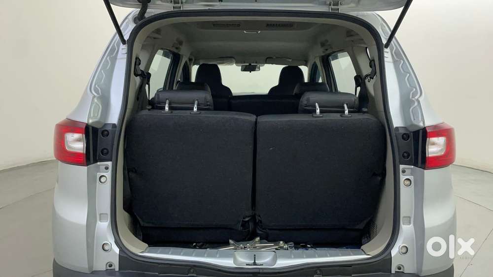 Renault Triber Rxt, 2024, Petrol