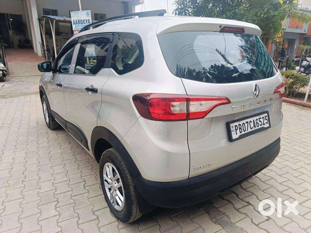Renault Triber Rxl, 2022, Petrol