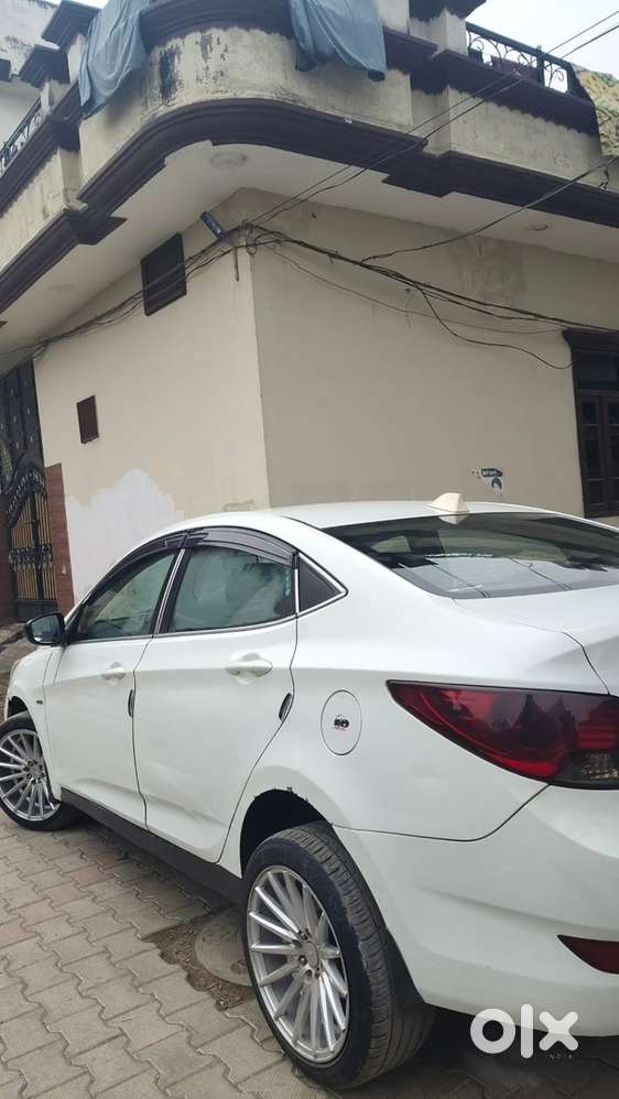 Hyundai Verna Sx Diesel 2011