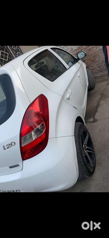 Hyundai I20 2011 Diesel 88000 Km Driven