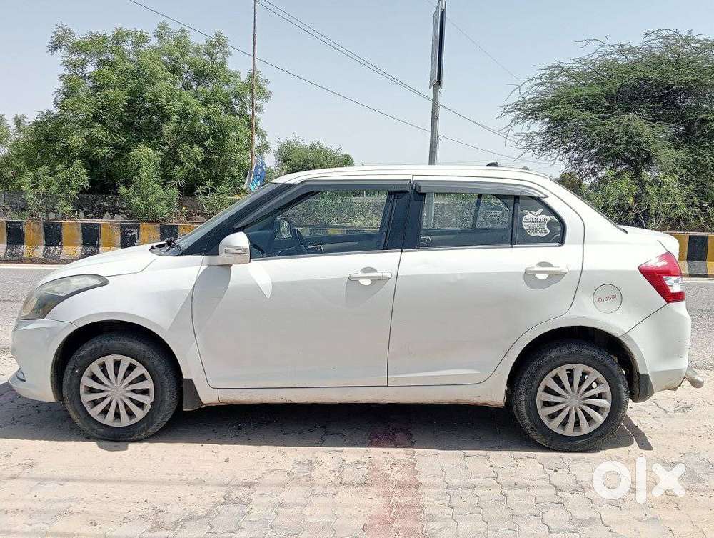 Maruti Suzuki Swift Dzire 2015-2017 Vdi, 2015, Diesel