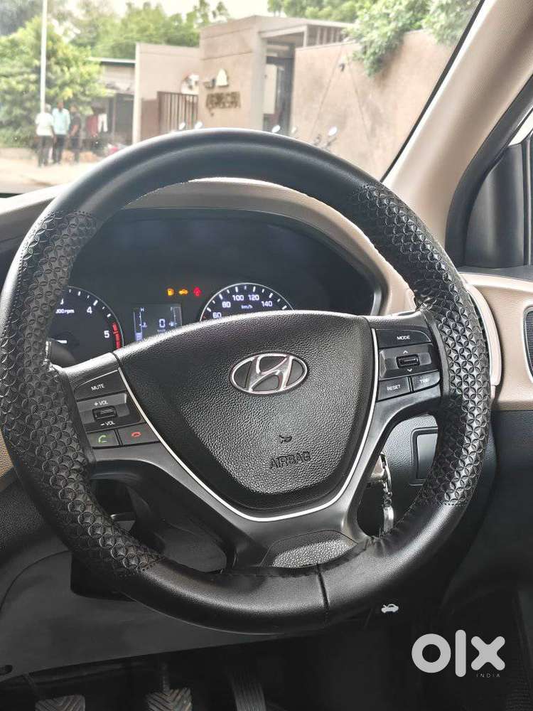 Hyundai Elite I20 1.4 Sportz (o) Crdi, 2015, Diesel
