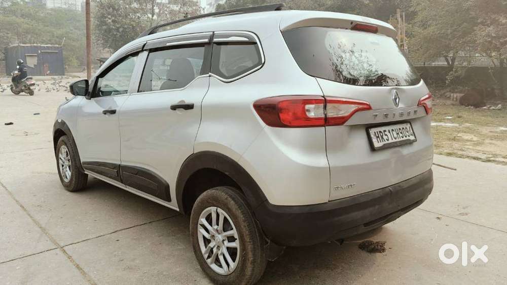 Renault Triber Rxl, 2022, Petrol