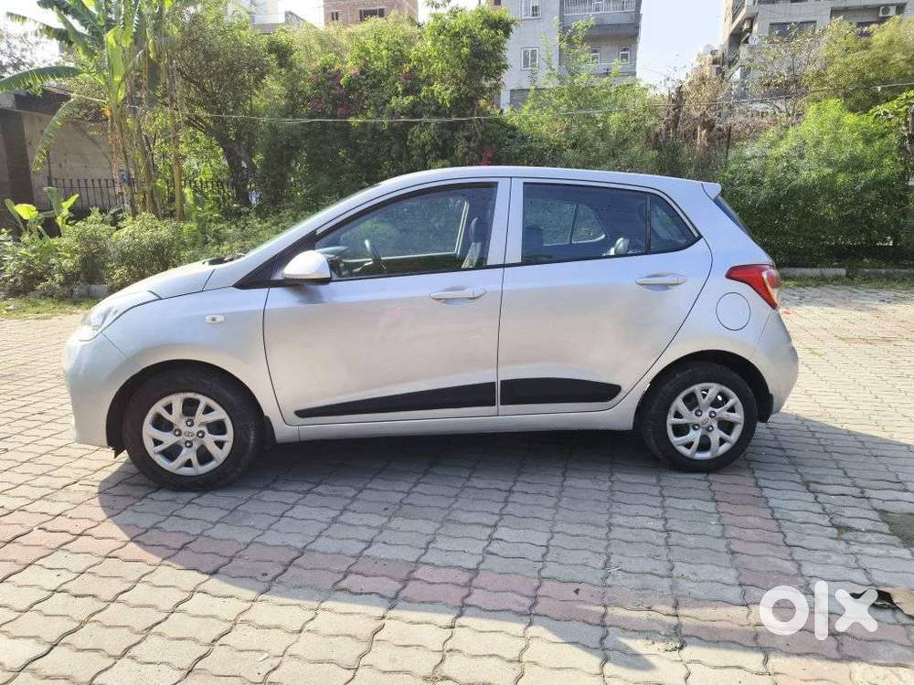 Hyundai Grand I10 1.2 Sportz At, 2017, Petrol