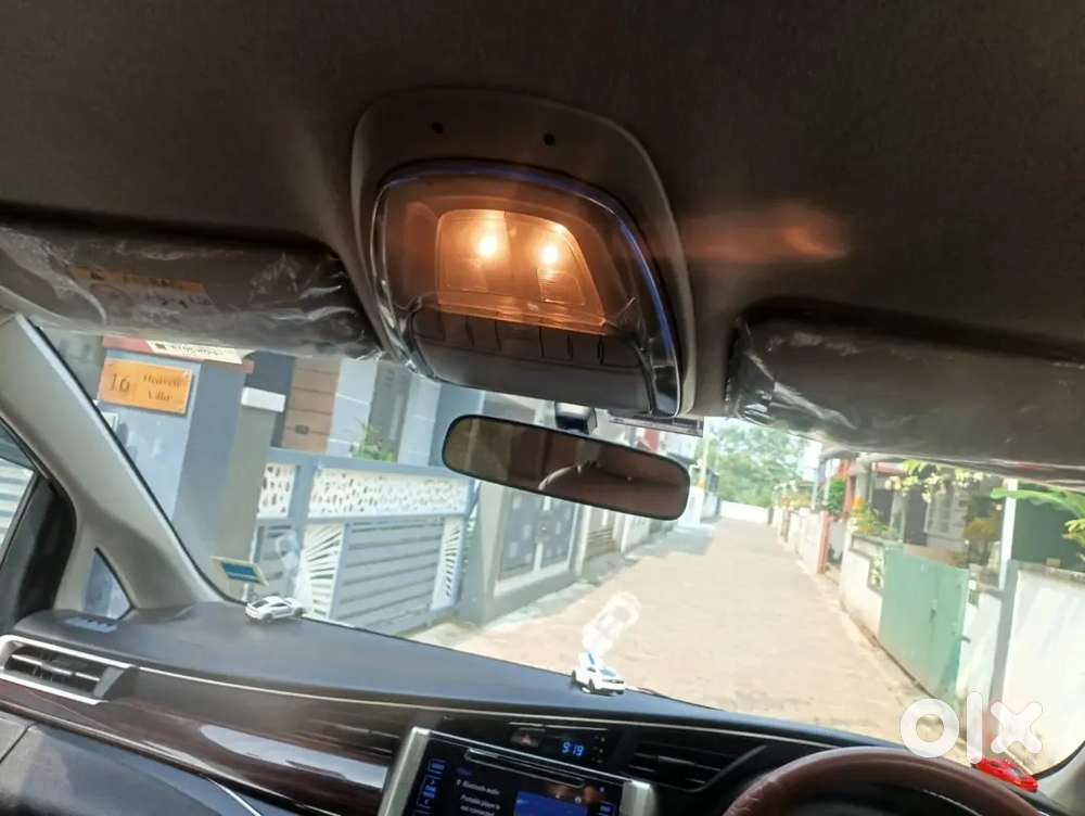 Toyota Innova Crysta 2019 Diesel Manual