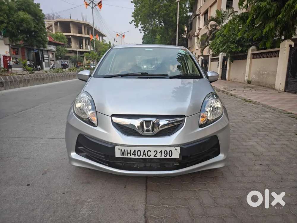 Honda Brio 2013 Petrol Well Maintained