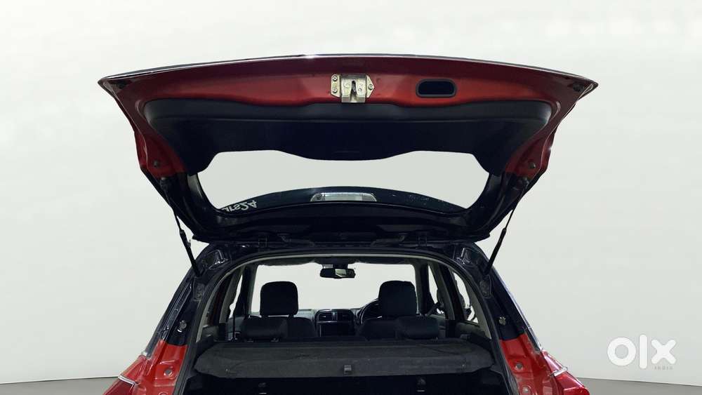 Maruti Suzuki Vitara Brezza 1.5 Zxi Plus Dual Tone, 2020, Petrol