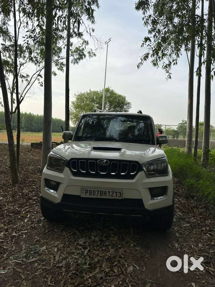 Mahindra Scorpio Classic 4x4 2017 Model Top Condition