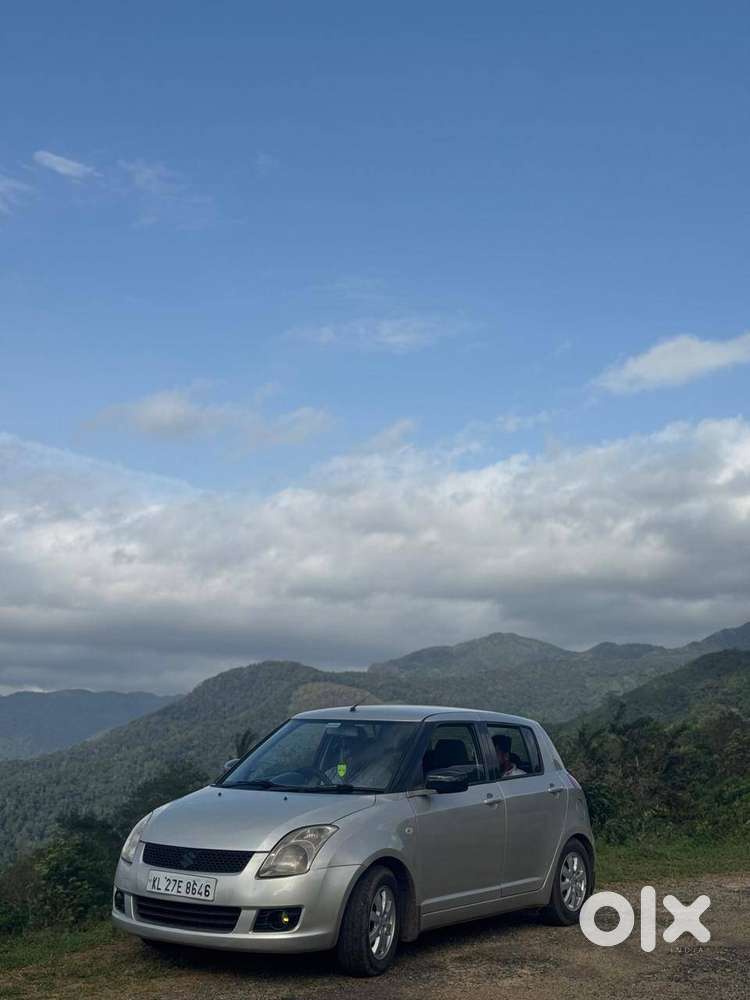 Maruti Suzuki Swift Zxi 2008 Petrol Well Maintained