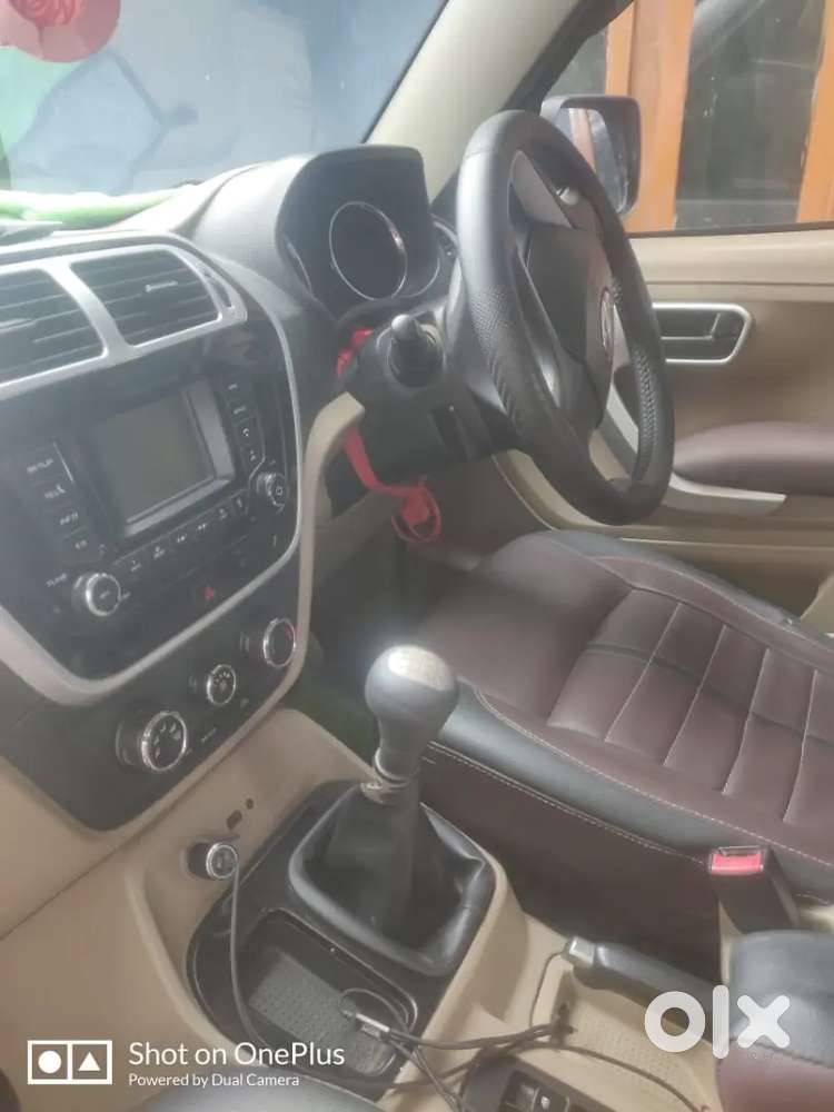 Mahindra Tuv 300 2017 Diesel 250000 Km Driven