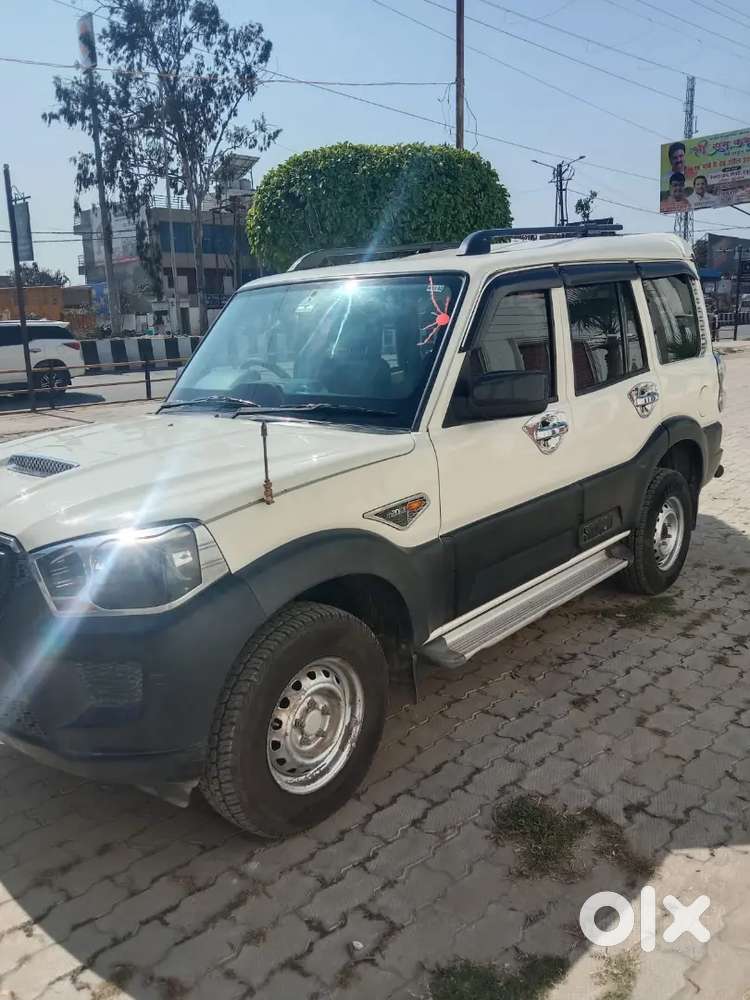 Mahindra Scorpio 2016 Diesel Well Maintained