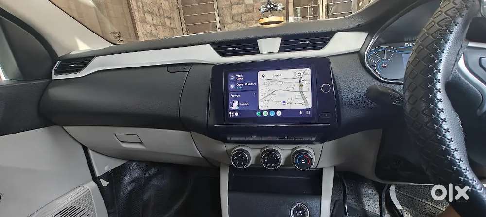 Less Driven Perfect Condition 7 Seater Car For Immediate Sale