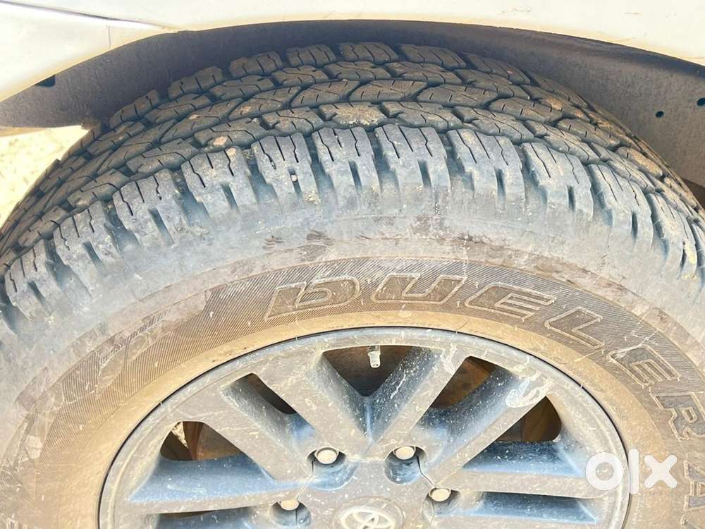 Toyota Fortuner 3.02wd 2015 | New Tyre And New Touch Screen System |