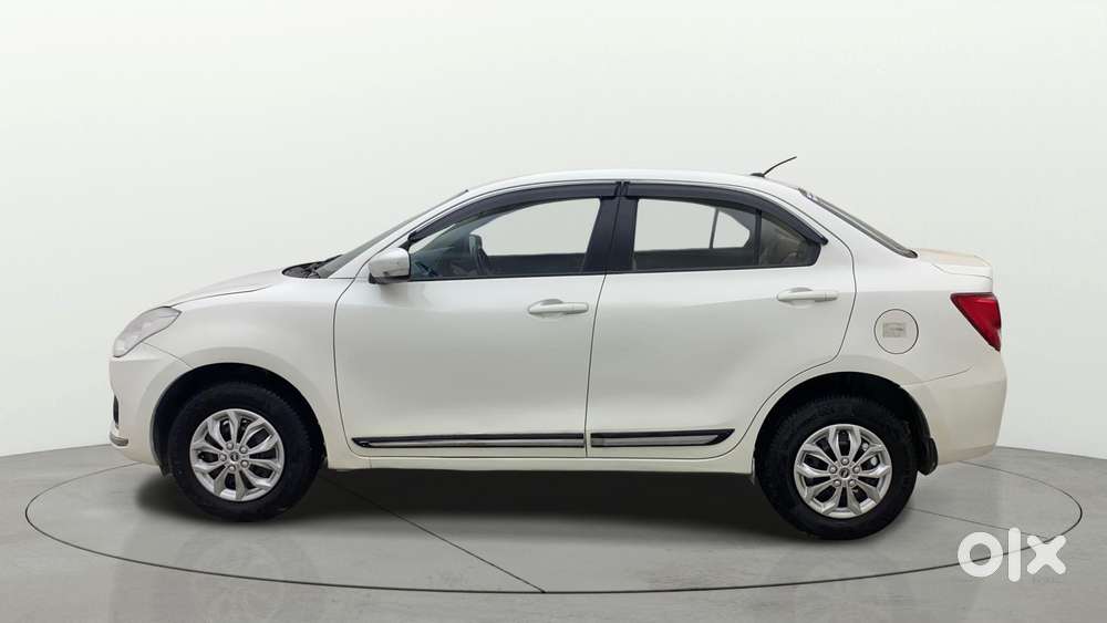 Maruti Suzuki Swift Dzire Amt Vxi, 2020, Petrol