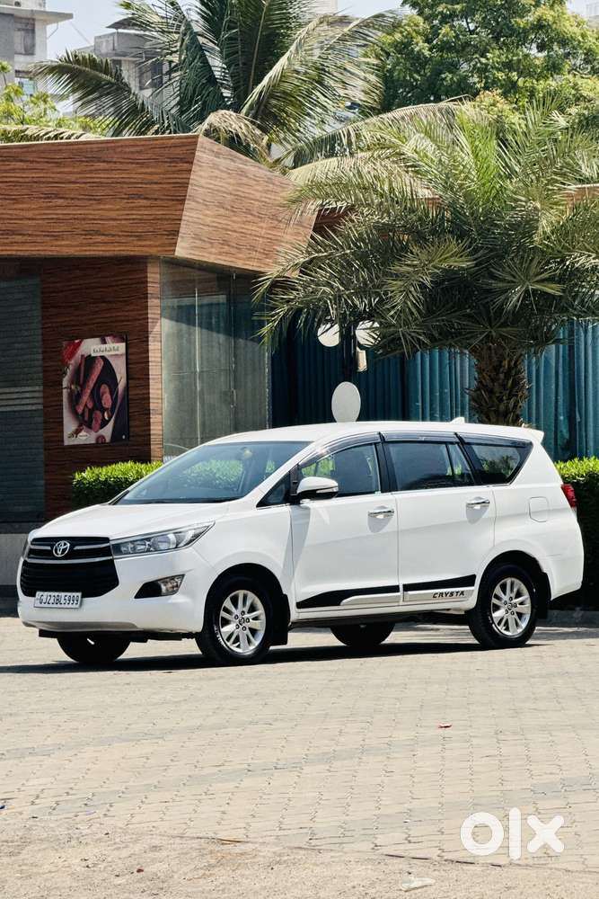 Toyota Innova Crysta G 8 Str, 2017, Diesel