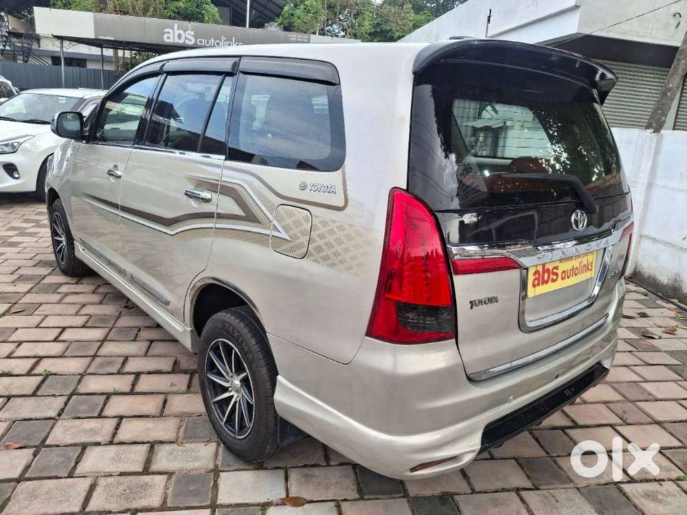 Toyota Innova 2.5 Gx 7 Seater Bs Iv, 2014, Diesel