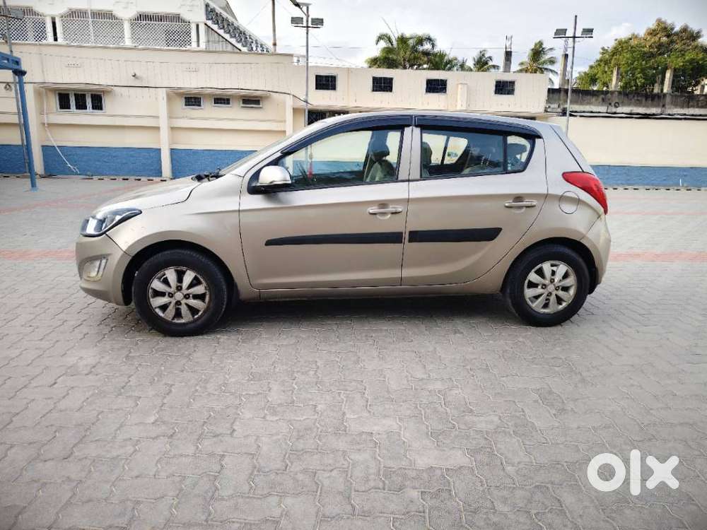 Hyundai I20 Sportz 1.2 Bs-iv, 2013, Petrol