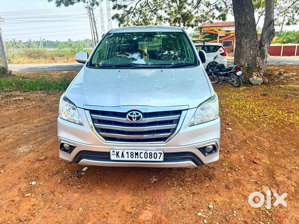 Toyota Innova 2013 Diesel Well Maintained