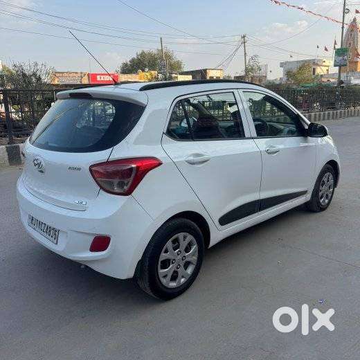 Hyundai Grand I10 1.2 Kappa Sportz, 2015, Petrol