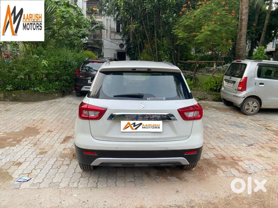 Maruti Suzuki Brezza 1.5 Zxi Smart Hybrid, 2022, Petrol