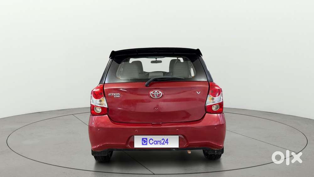 Toyota Etios Liva 1.2 V, 2018, Petrol