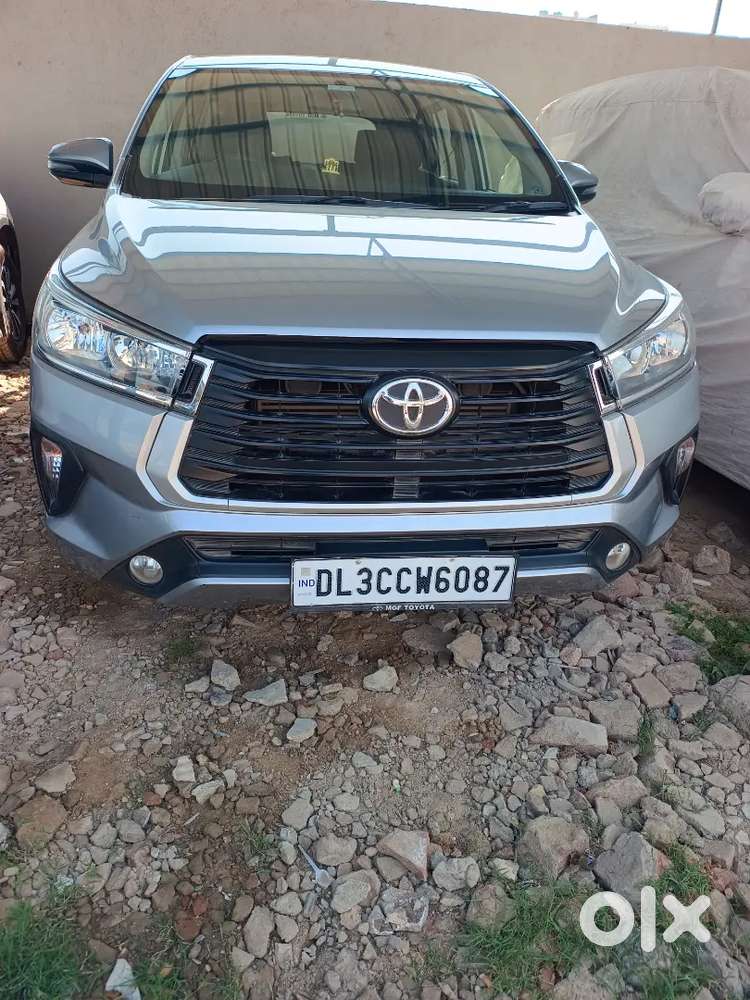 Toyota Innova Crysta 2022 Diesel 29000 Km Driven At