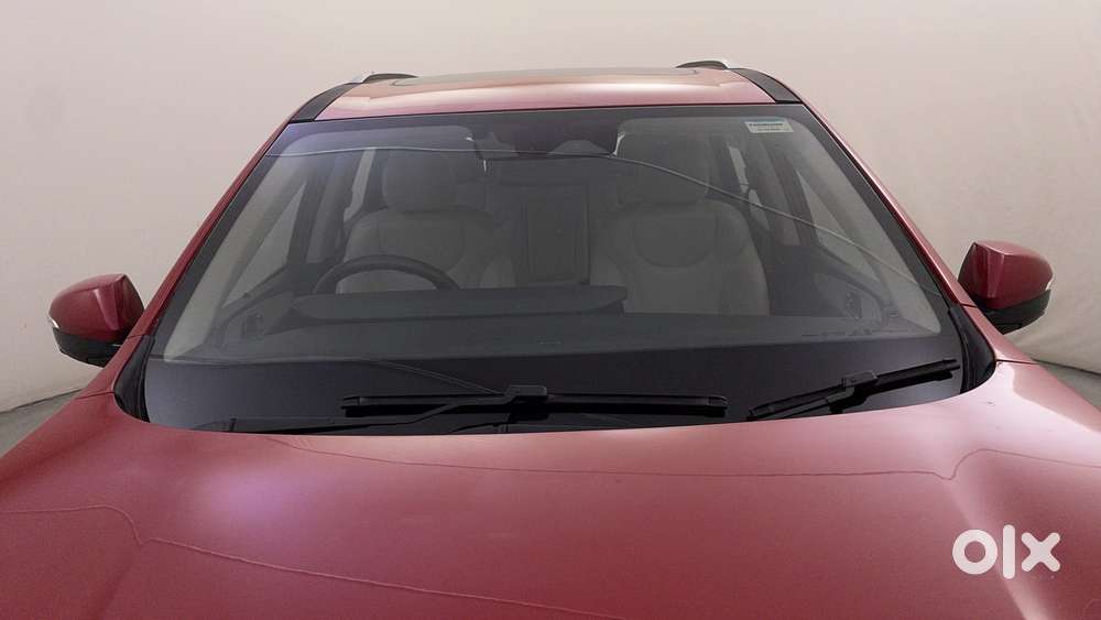 Mahindra Xuv700 2.0 Ax 7 Petrol At Luxury Pack Str, 2021, Petrol