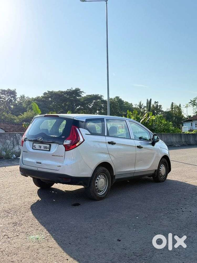 Mahindra Marazzo M2, 2018, Diesel
