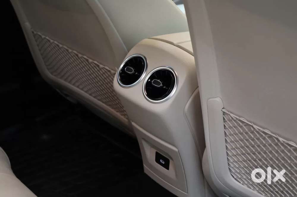 Mercedes-benz A-class Limousine 200, 2024, Petrol