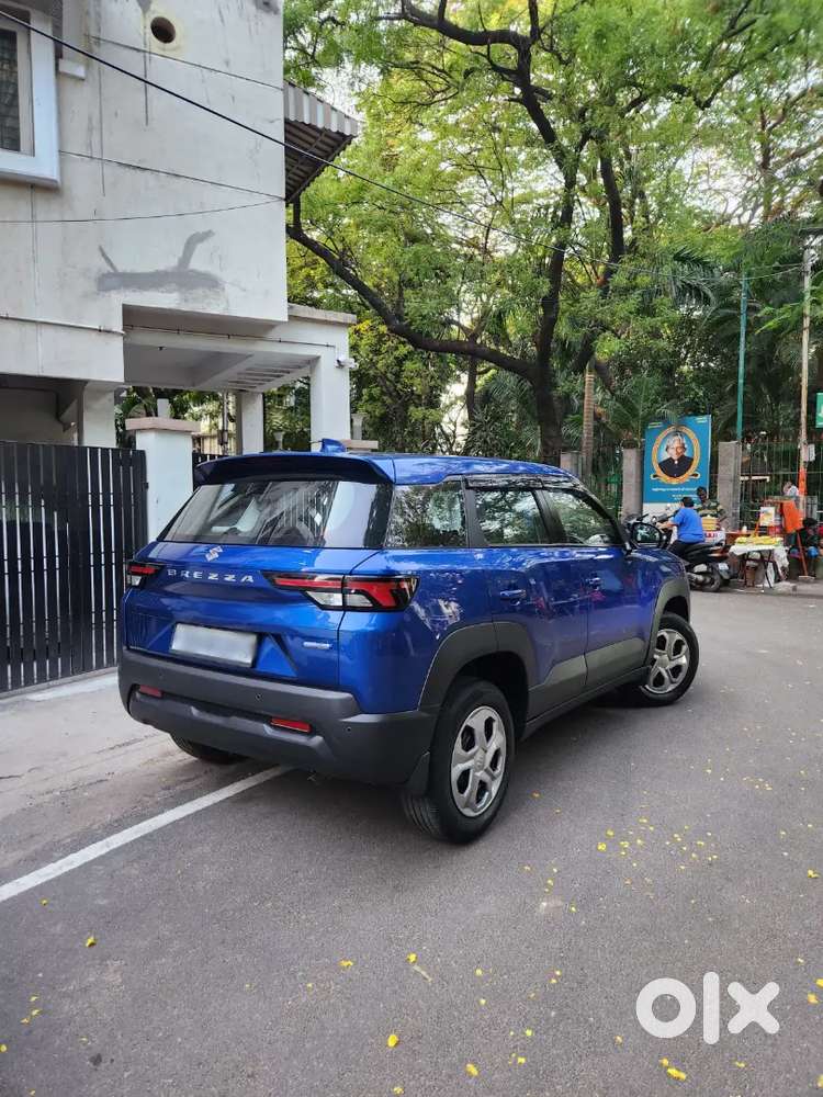 Maruti Suzuki Brezza Vxi At ,2023, Petrol