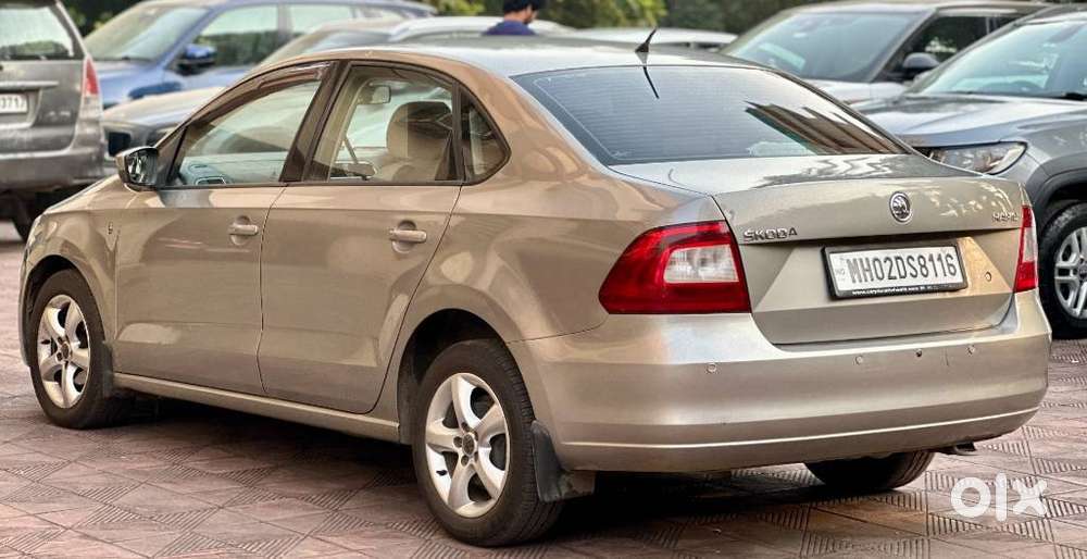 Skoda Rapid 1.6 Mpi At Ambition Plus, 2014, Petrol