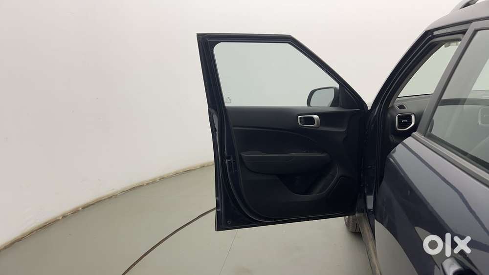 Hyundai Venue [2022-ongoing] 1.2 S, 2021, Petrol