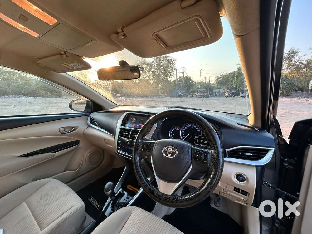 Toyota Yaris G Cvt, 2018, Petrol